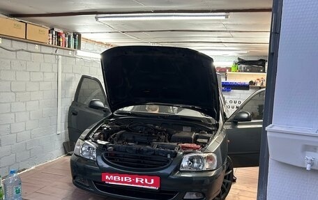 Hyundai Accent II, 2011 год, 530 000 рублей, 2 фотография