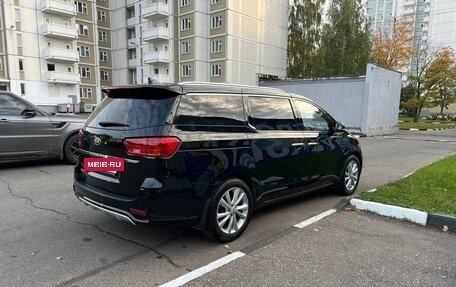KIA Carnival III, 2018 год, 2 800 000 рублей, 9 фотография