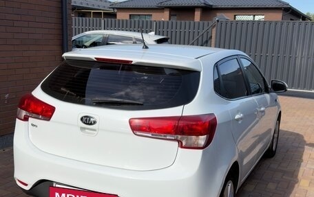 KIA Rio III рестайлинг, 2015 год, 1 350 000 рублей, 6 фотография