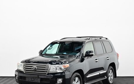 Toyota Land Cruiser 200, 2013 год, 3 199 000 рублей, 3 фотография