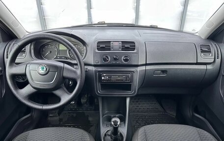 Skoda Fabia II, 2012 год, 550 000 рублей, 10 фотография