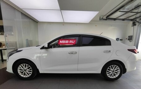 KIA Rio IV, 2021 год, 1 755 000 рублей, 10 фотография