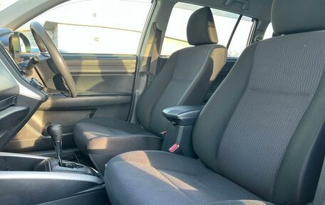 Toyota Corolla, 2017 год, 1 370 000 рублей, 8 фотография
