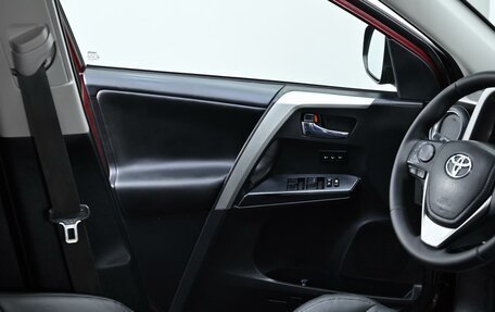 Toyota RAV4, 2017 год, 1 799 000 рублей, 13 фотография