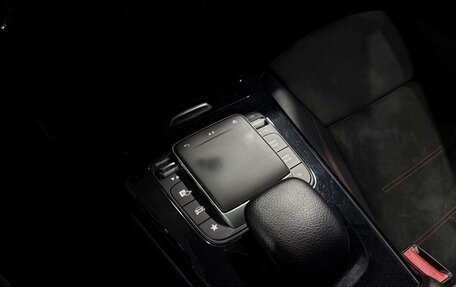 Mercedes-Benz CLA, 2020 год, 2 599 000 рублей, 15 фотография