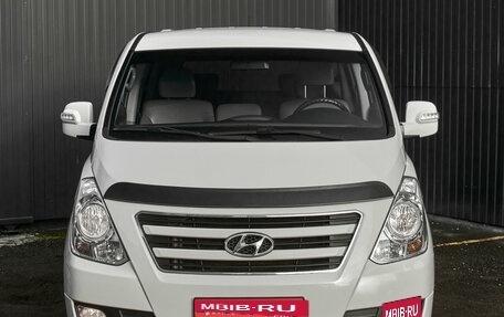 Hyundai Grand Starex Grand Starex I рестайлинг 2, 2017 год, 2 590 000 рублей, 2 фотография