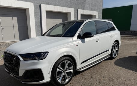 Audi Q7, 2022 год, 11 000 000 рублей, 3 фотография