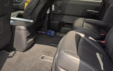 Hyundai Staria, 2021 год, 6 300 000 рублей, 5 фотография