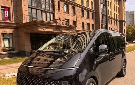 Hyundai Staria, 2021 год, 6 300 000 рублей, 8 фотография