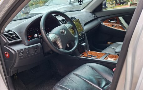 Toyota Camry, 2007 год, 1 360 000 рублей, 11 фотография