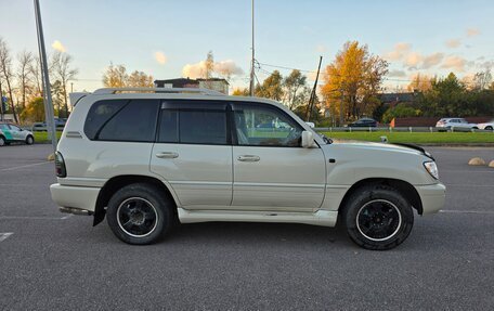 Toyota Land Cruiser 100 рестайлинг 2, 2004 год, 2 000 000 рублей, 4 фотография