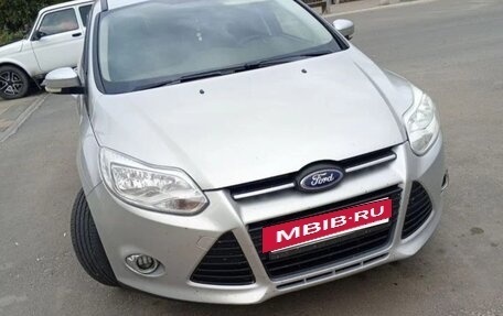 Ford Focus III, 2013 год, 850 000 рублей, 2 фотография