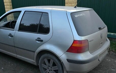 Volkswagen Golf IV, 2001 год, 350 000 рублей, 2 фотография