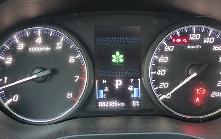 Mitsubishi Outlander III рестайлинг 3, 2022 год, 2 200 000 рублей, 6 фотография