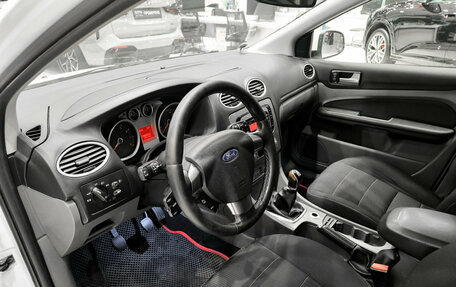 Ford Focus II рестайлинг, 2011 год, 499 000 рублей, 20 фотография