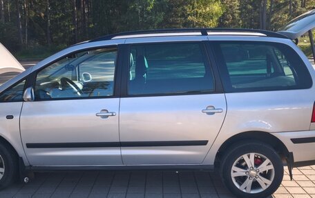 SEAT Alhambra II рестайлинг, 2009 год, 840 000 рублей, 8 фотография