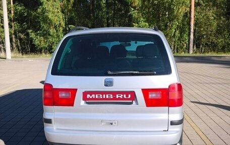 SEAT Alhambra II рестайлинг, 2009 год, 840 000 рублей, 11 фотография