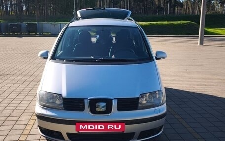 SEAT Alhambra II рестайлинг, 2009 год, 840 000 рублей, 10 фотография