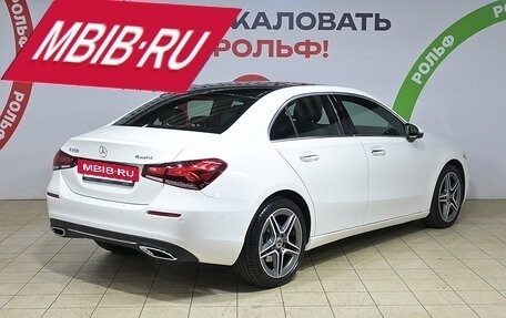 Mercedes-Benz A-Класс, 2020 год, 3 280 000 рублей, 4 фотография