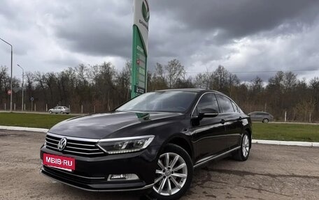 Volkswagen Passat B8 рестайлинг, 2017 год, 2 200 000 рублей, 2 фотография