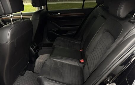 Volkswagen Passat B8 рестайлинг, 2017 год, 2 200 000 рублей, 19 фотография
