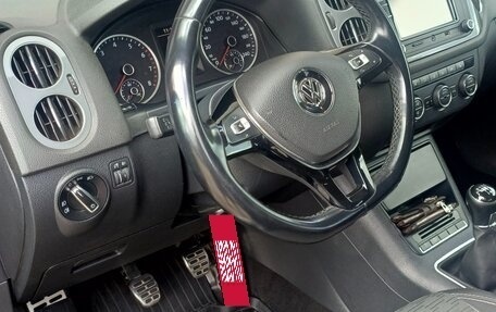 Volkswagen Tiguan I, 2015 год, 1 400 000 рублей, 6 фотография