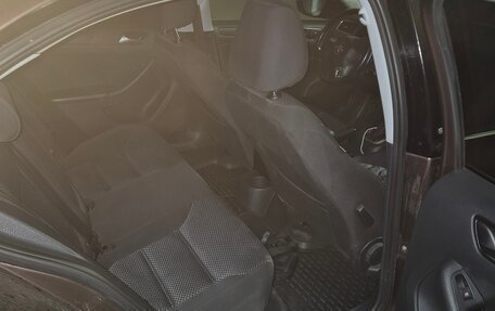 Volkswagen Jetta VI, 2014 год, 1 110 000 рублей, 10 фотография