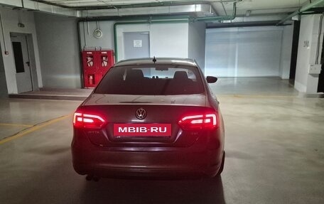 Volkswagen Jetta VI, 2014 год, 1 110 000 рублей, 3 фотография
