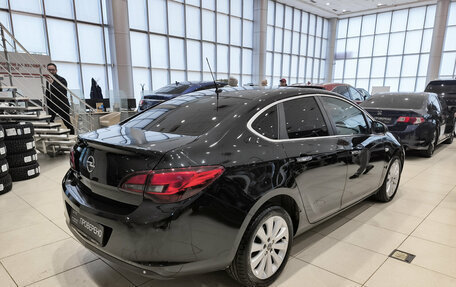 Opel Astra J, 2013 год, 750 000 рублей, 6 фотография