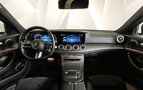 Mercedes-Benz E-Класс, 2021 год, 4 349 000 рублей, 14 фотография