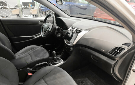 Hyundai Solaris II рестайлинг, 2014 год, 650 000 рублей, 15 фотография