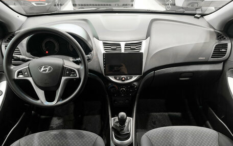 Hyundai Solaris II рестайлинг, 2014 год, 650 000 рублей, 18 фотография