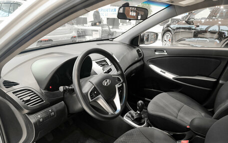 Hyundai Solaris II рестайлинг, 2014 год, 650 000 рублей, 20 фотография