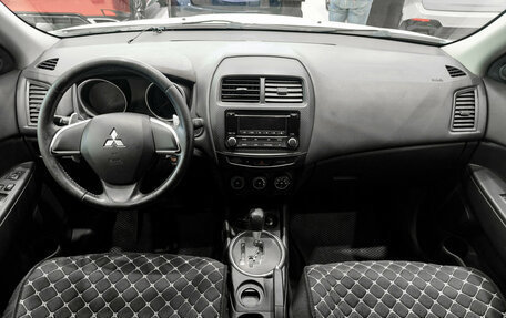 Mitsubishi ASX I рестайлинг, 2014 год, 1 399 000 рублей, 18 фотография