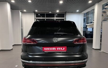 Volkswagen Touareg III, 2019 год, 4 999 000 рублей, 4 фотография