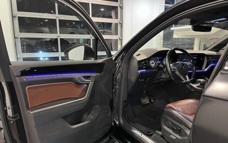 Volkswagen Touareg III, 2019 год, 4 999 000 рублей, 19 фотография