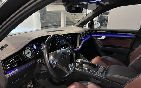 Volkswagen Touareg III, 2019 год, 4 999 000 рублей, 21 фотография