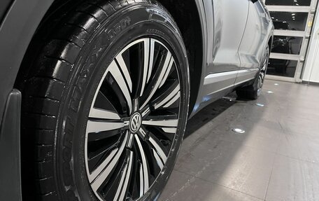 Volkswagen Touareg III, 2019 год, 4 999 000 рублей, 18 фотография