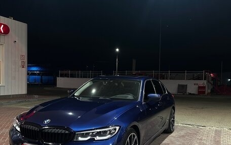 BMW 3 серия, 2020 год, 3 300 000 рублей, 1 фотография