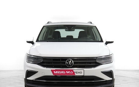 Volkswagen Tiguan II, 2021 год, 2 649 000 рублей, 2 фотография