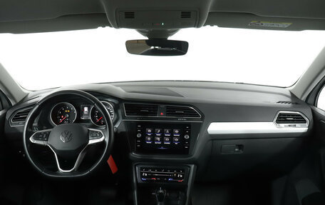 Volkswagen Tiguan II, 2021 год, 2 649 000 рублей, 12 фотография