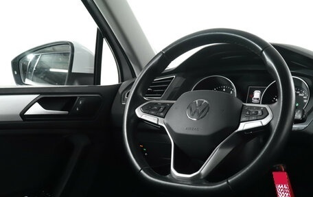 Volkswagen Tiguan II, 2021 год, 2 649 000 рублей, 15 фотография