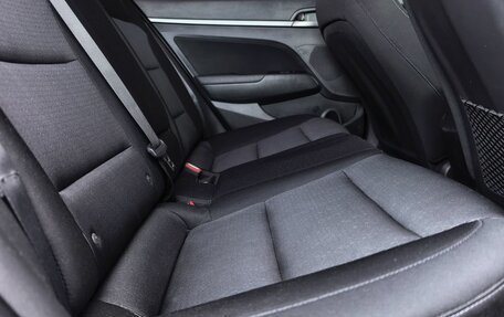 Hyundai Elantra VI рестайлинг, 2017 год, 1 599 000 рублей, 16 фотография