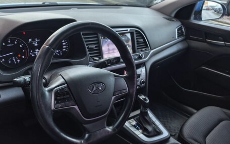 Hyundai Elantra VI рестайлинг, 2017 год, 1 599 000 рублей, 5 фотография
