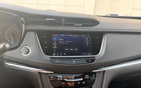 Cadillac XT5 I рестайлинг, 2021 год, 3 500 000 рублей, 2 фотография