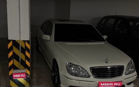 Mercedes-Benz S-Класс, 2001 год, 1 300 000 рублей, 1 фотография