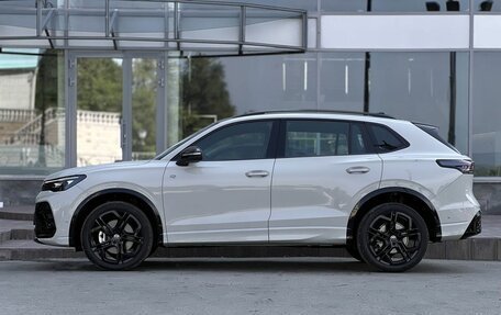 Volkswagen Tiguan, 2026 год, 4 850 000 рублей, 2 фотография