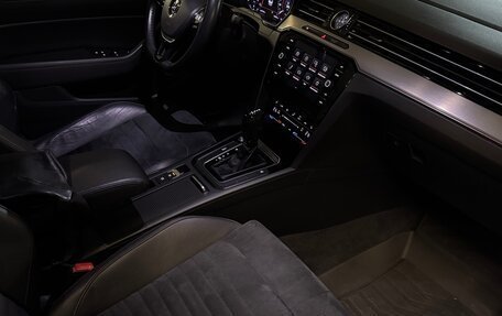 Volkswagen Passat B8 рестайлинг, 2017 год, 2 100 000 рублей, 6 фотография