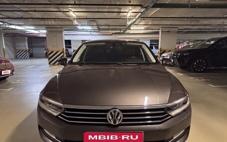 Volkswagen Passat B8 рестайлинг, 2017 год, 2 100 000 рублей, 2 фотография