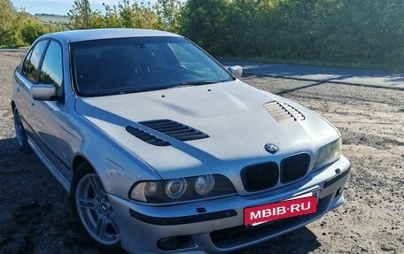 BMW 5 серия, 2002 год, 450 000 рублей, 2 фотография